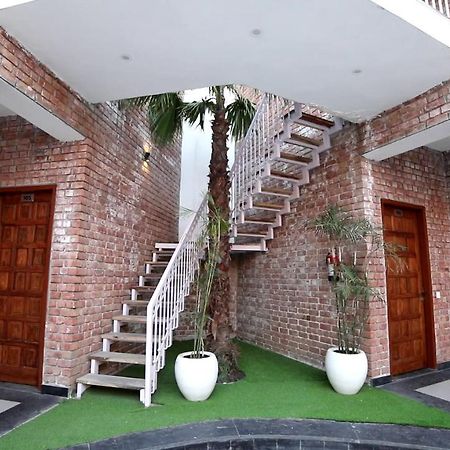 Raja Ji Hotels & Restaurant Jind Екстериор снимка