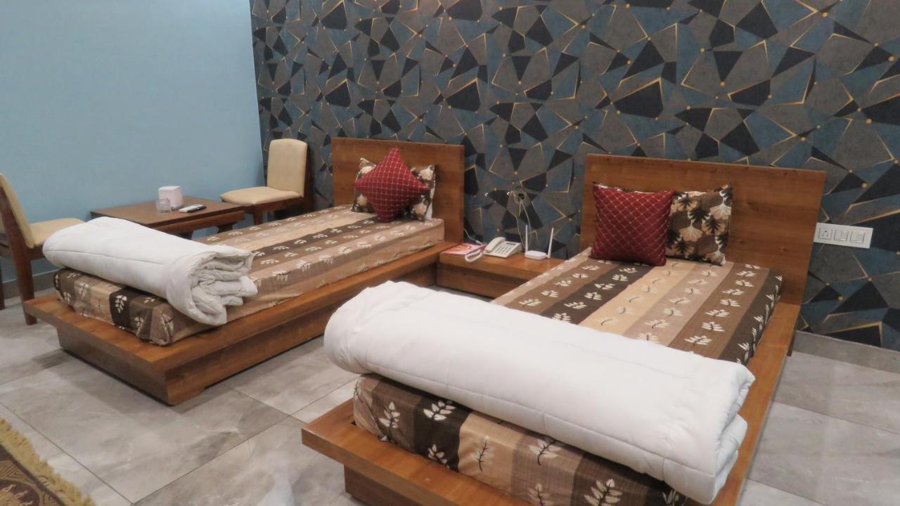Raja Ji Hotels & Restaurant Jind Екстериор снимка